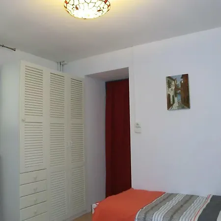 La Platriere Bed & Breakfast Cazedarnes